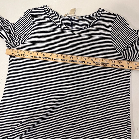 Banana Republic blue and white long sleeve t-shirt size small. - Picture 7 of 7